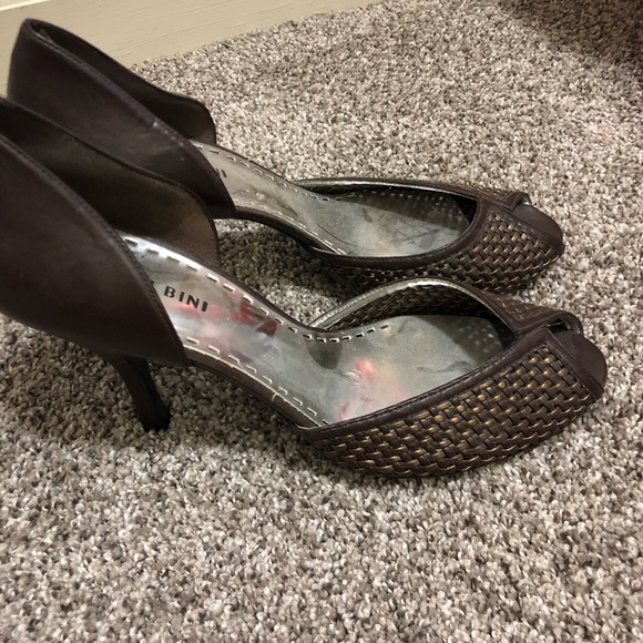 Cute Gianni Bini here with a peek-a-boo toe!! - Picture 2 of 2